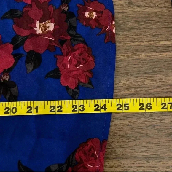 Dynamite floral flowy blouse XS - Picture 9 of 11